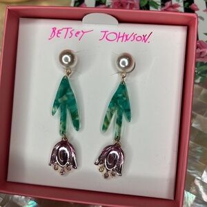 New in Box - Betsey Johnson - Tulip Drop Earrings